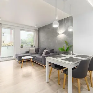 apartament-blizej-morza-premium-iii.kolobrzeghotels.com/