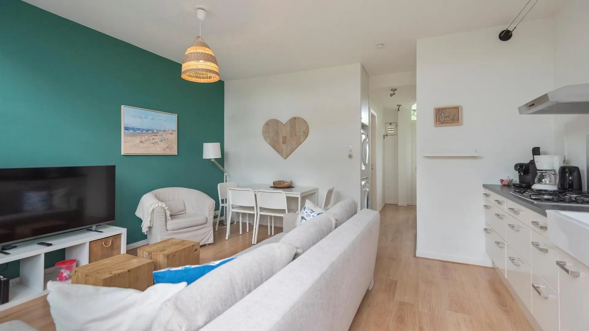 Apartment Ferienwohnung 'T Schelpje With Free Parking Zandvoort